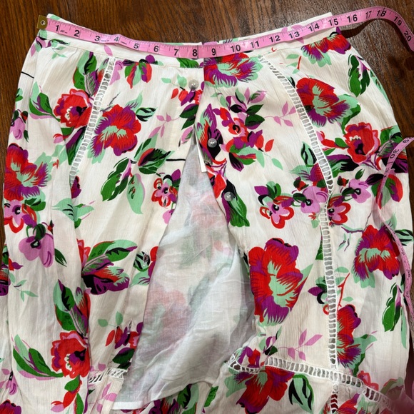 ASOS DESIGN Crinkle Maxi Skirt with Lace Trim Detail - Picture 7 of 8